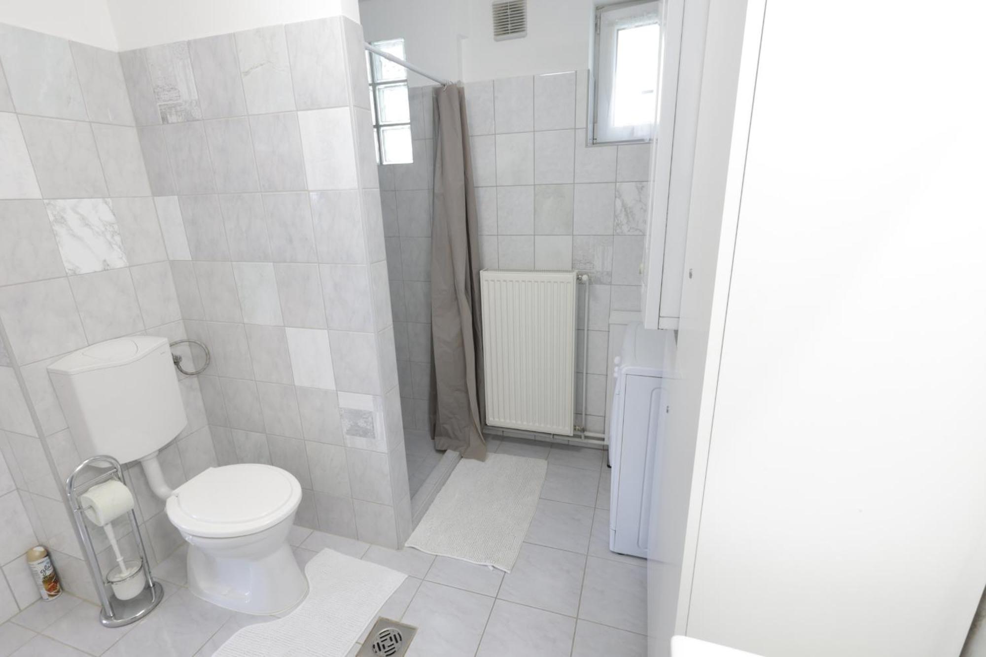 Stardust Apartman Pecs Ngoại thất bức ảnh
