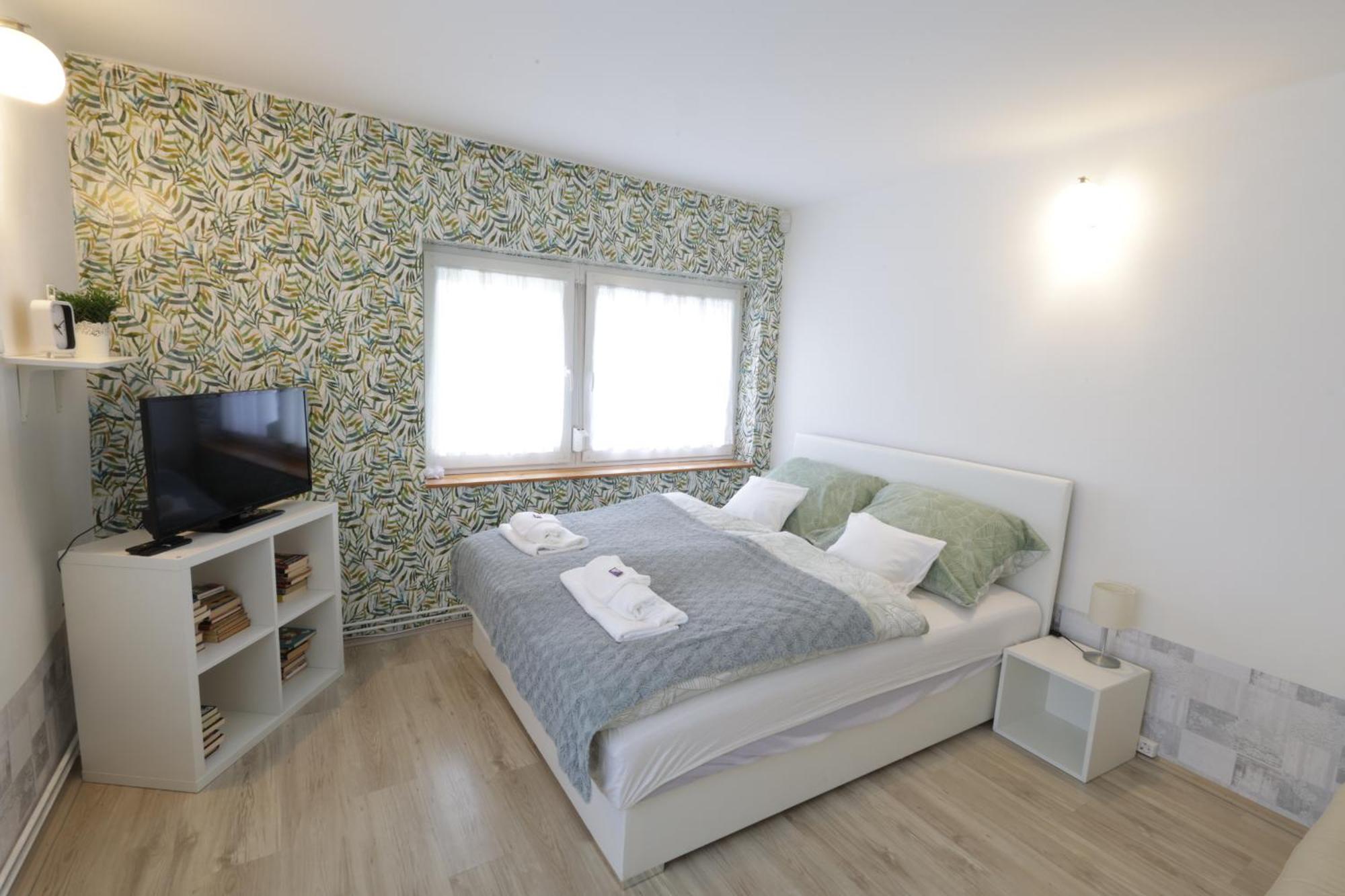 Stardust Apartman Pecs Ngoại thất bức ảnh